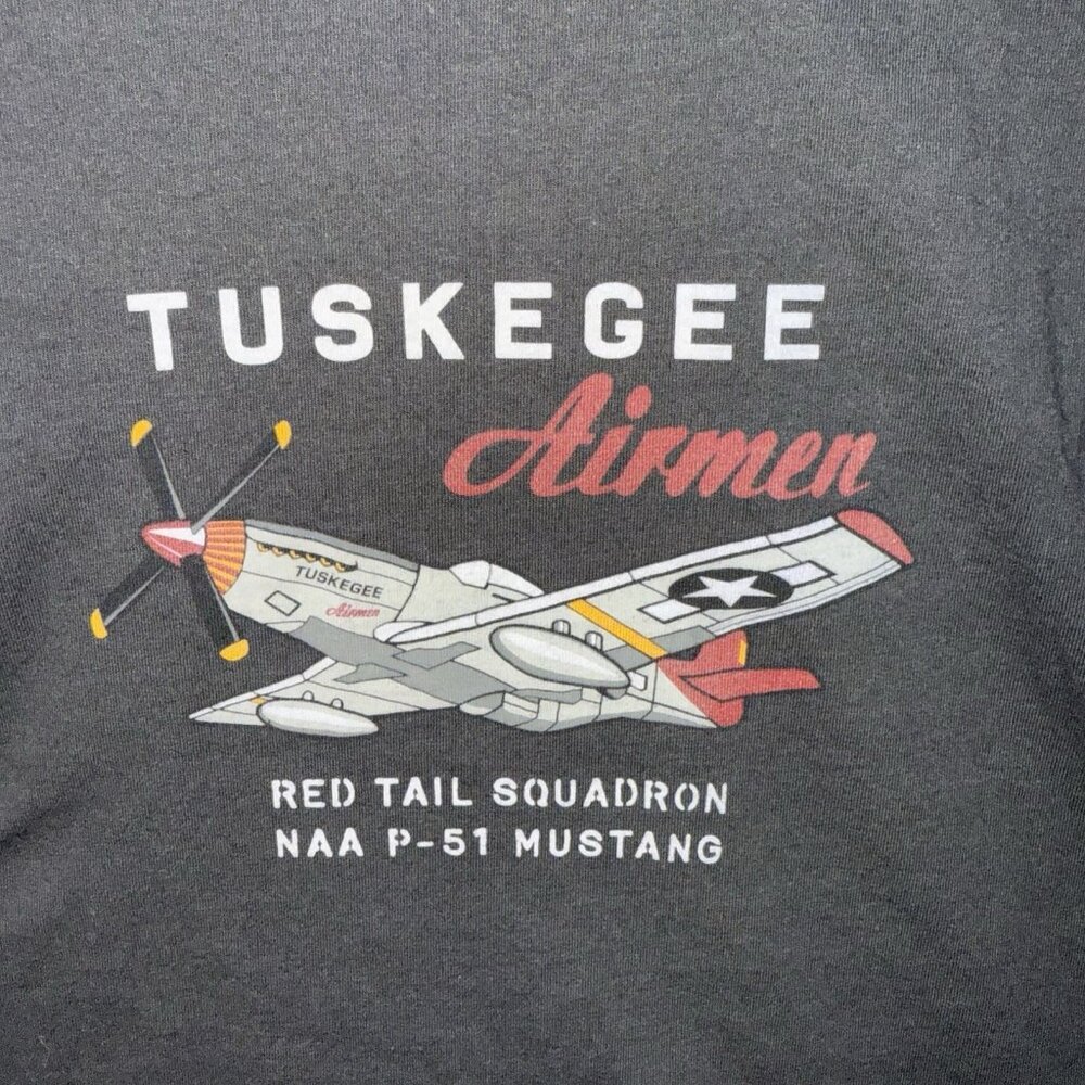 Tuskegee Airmen T Shirt Red Tail Squadron Adult XL Grey